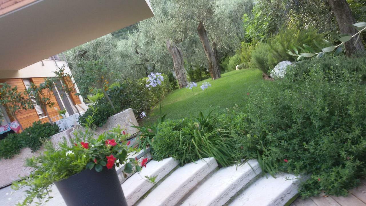 "Casabana" - Relax Tutto L'Anno - Giardino - Piscina Top Malcesine Kültér fotó